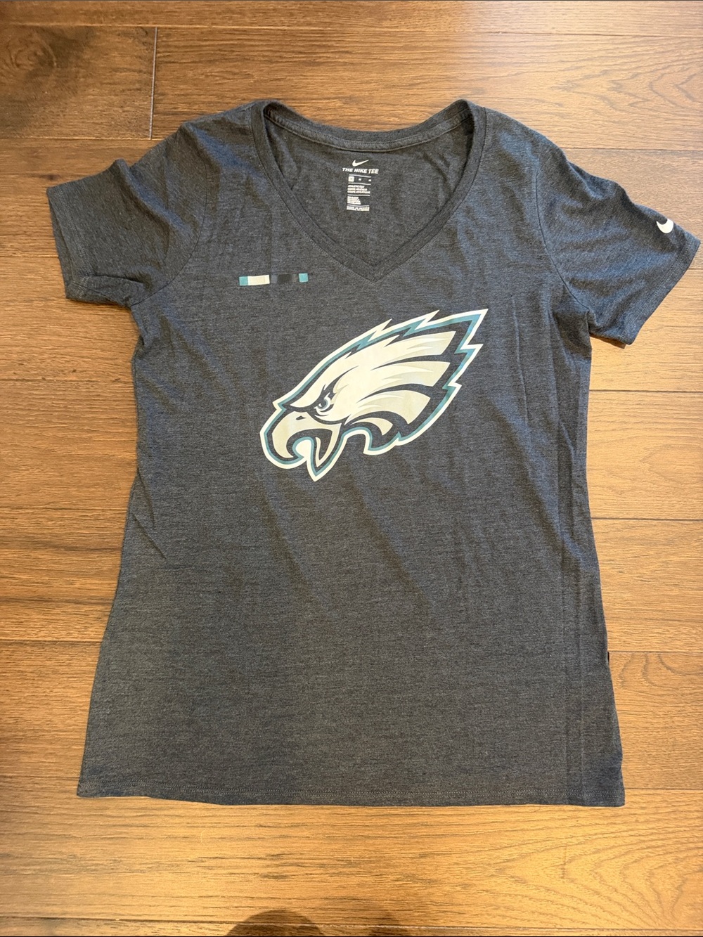 Nike Dark Charcoal Gray Philadelphia Eagles V-Neck T-Shirt Size Medium - C54-033